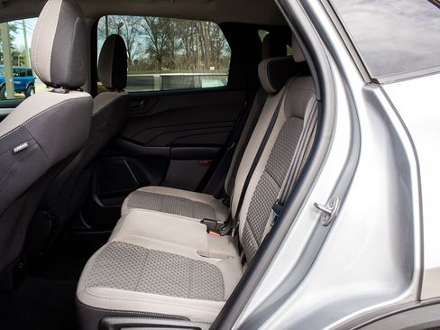 Used 2022 Ford Escape SE image 14