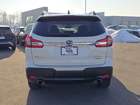 Used 2022 Subaru Ascent Limited w/ Technology Package image 6