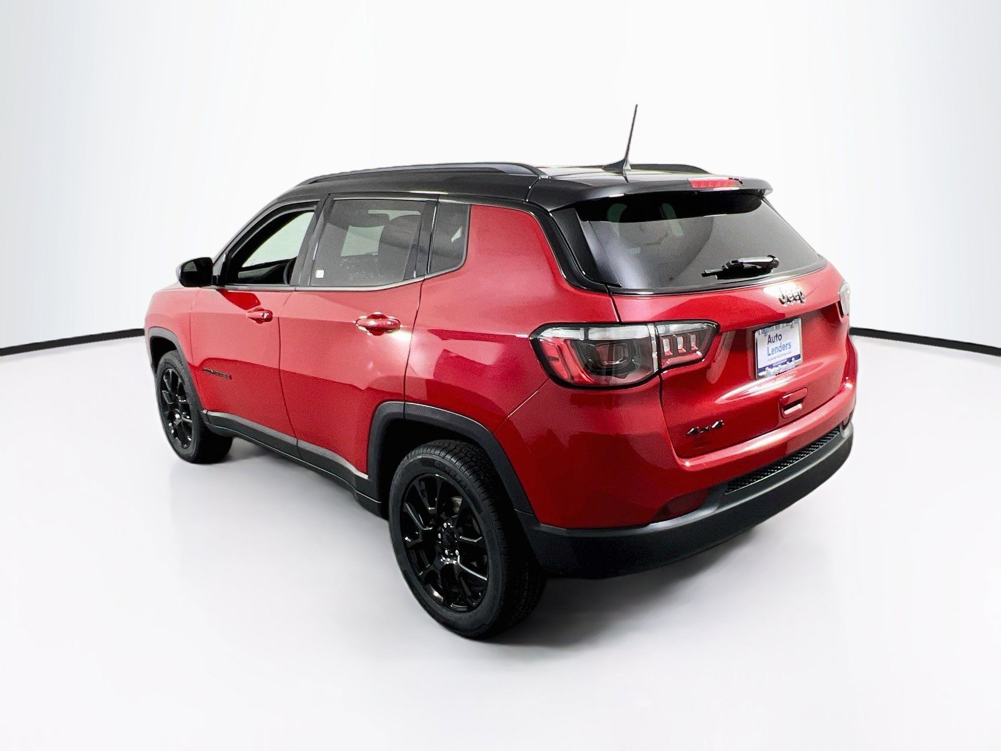 Used 2023 Jeep Compass Latitude w/ Convenience Group AWD/4WD image 7