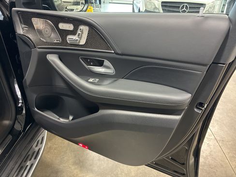 Used 2026 Mercedes-Benz GLS 63 AMG 4MATIC image 19