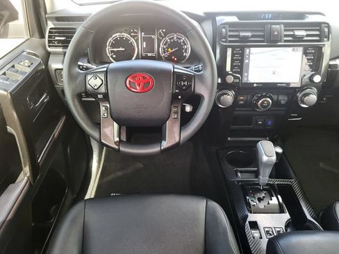 Used 2022 Toyota 4Runner TRD Off-Road Premium w/ Moonroof Package AWD/4WD image 25
