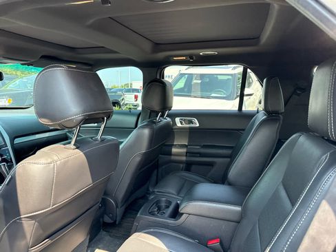 Used 2015 Ford Explorer Sport w/ Equipment Group 401A AWD/4WD image 10