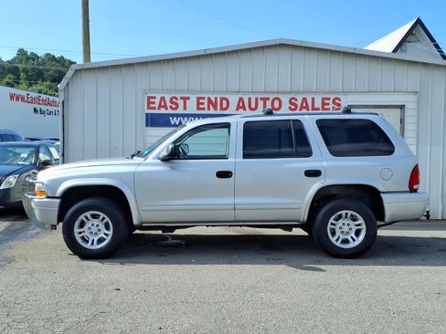 Used 2003 Dodge Durango SLT AWD/4WD image 2