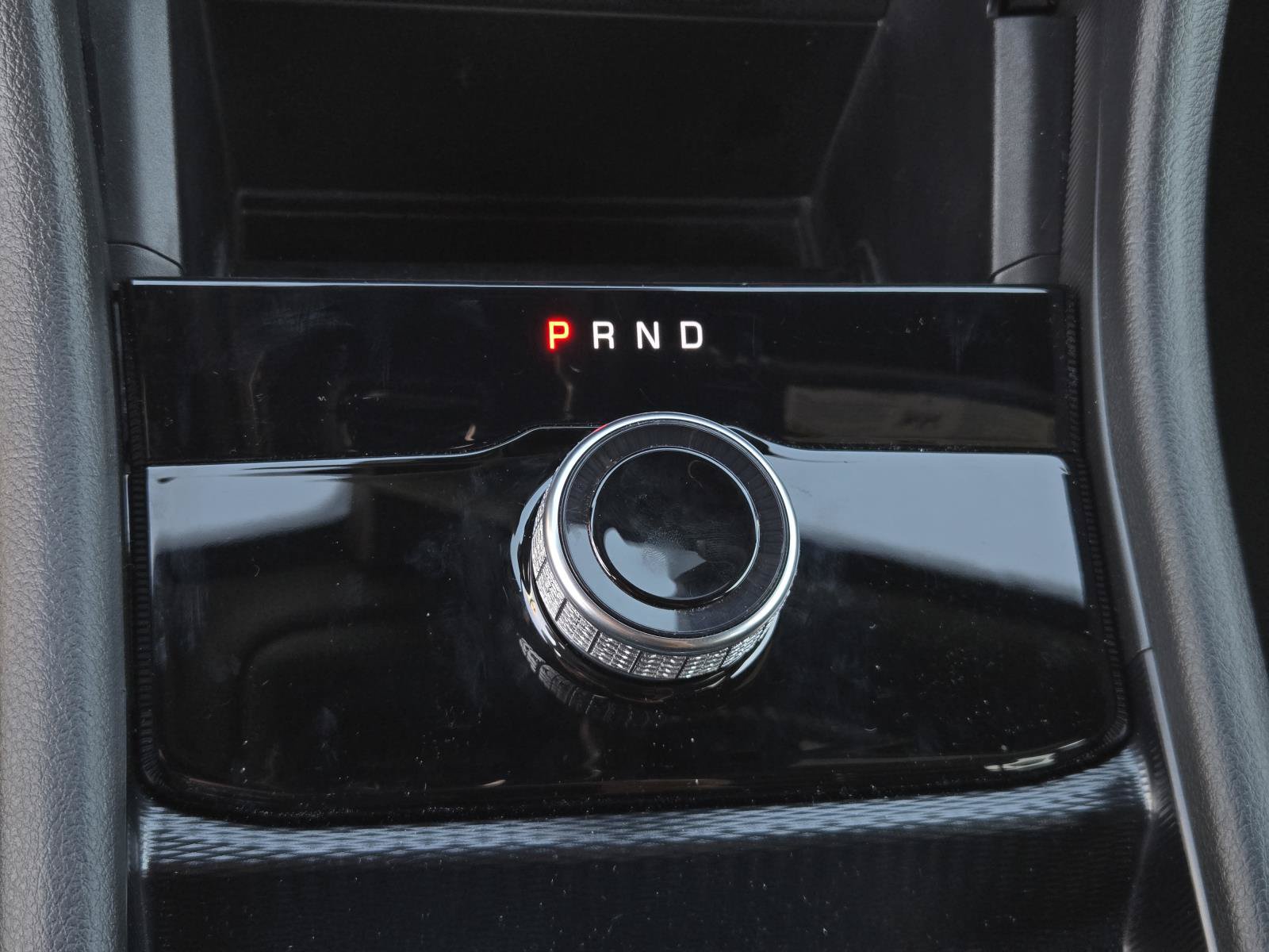 Used 2025 Jeep Grand Cherokee Laredo X RWD image 14