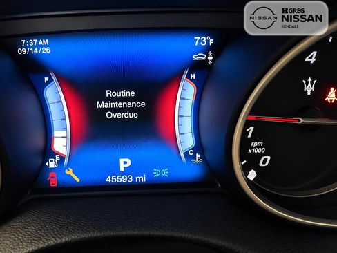 Used 2017 Maserati Levante S AWD/4WD image 9