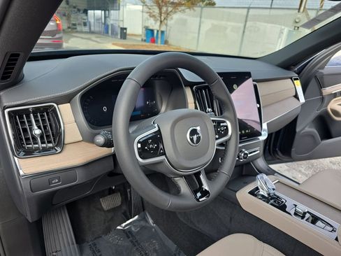 New 2026 Volvo XC90 B6 Plus image 26