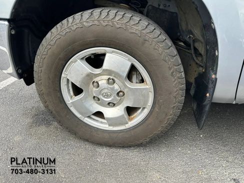 Used 2011 Toyota Tundra 4x4 Double Cab w/ TRD Off-Road Pkg image 21