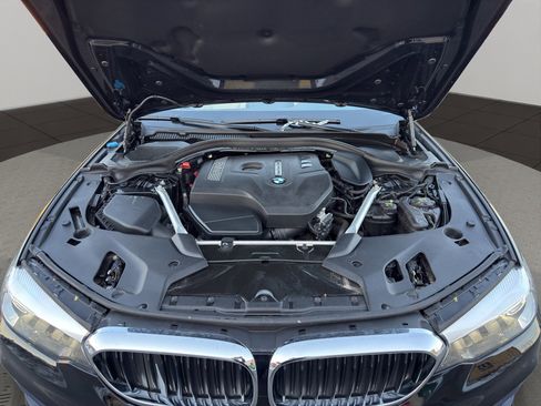 Used 2019 BMW 530i xDrive w/ Convenience Package image 22