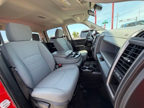 Used 2013 RAM 2500 Tradesman w/ Chrome Appearance Group AWD/4WD image 8