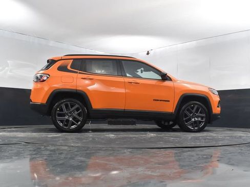 New 2026 Jeep Compass Latitude w/ Sun and Sound Group AWD/4WD image 53