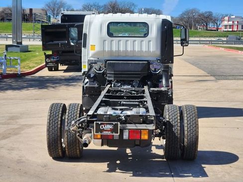 New 2025 Chevrolet Low Cab Forward 5500XG RWD image 11