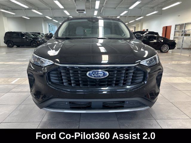 Used 2023 Ford Escape Active w/ Tech Pack #2 AWD/4WD image 17