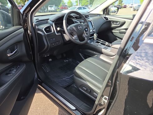 Used 2024 Nissan Murano SV FWD image 10