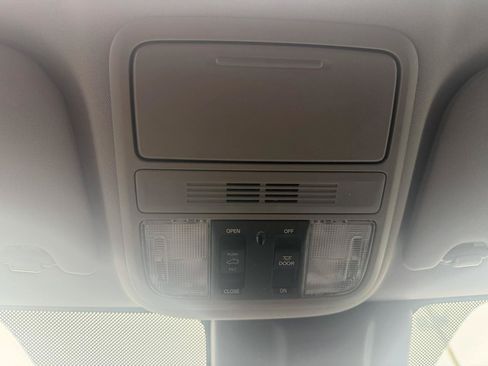 Used 2019 Honda Odyssey EX-L image 28
