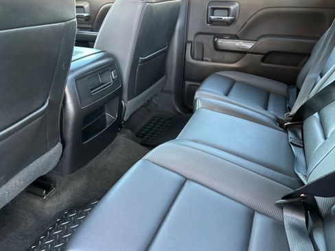 Used 2018 GMC Sierra 1500 SLT w/ All Terrain Package image 13