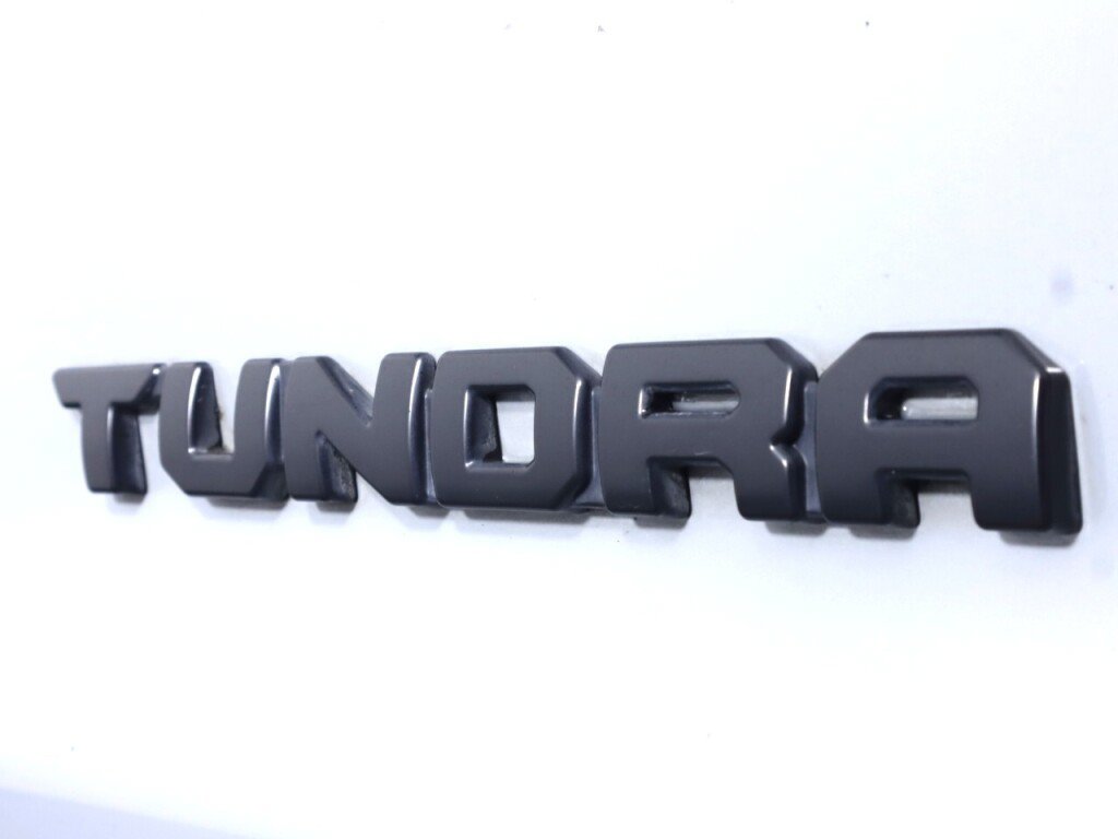 Used 2021 Toyota Tundra SR5 w/ SR5 Leather Package AWD/4WD image 32