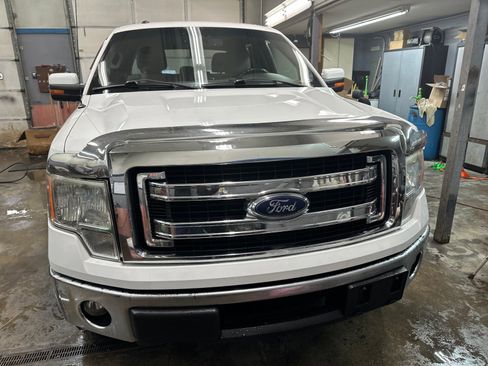 Used 2013 Ford F150 XLT w/ Mid Equipment Group image 6