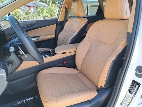 Used 2025 Lexus NX 350 AWD w/ Accessory Package (2T) image 16