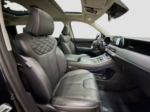 Used 2022 Hyundai Palisade Limited image 16