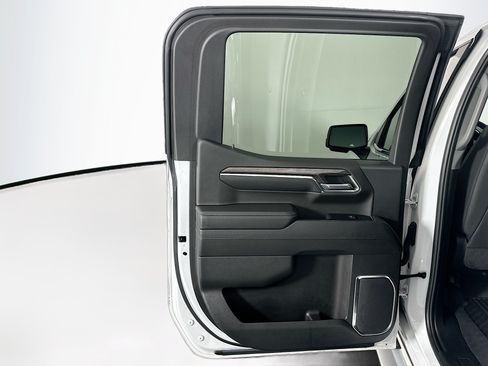Used 2024 Chevrolet Silverado 1500 LTZ RWD image 26