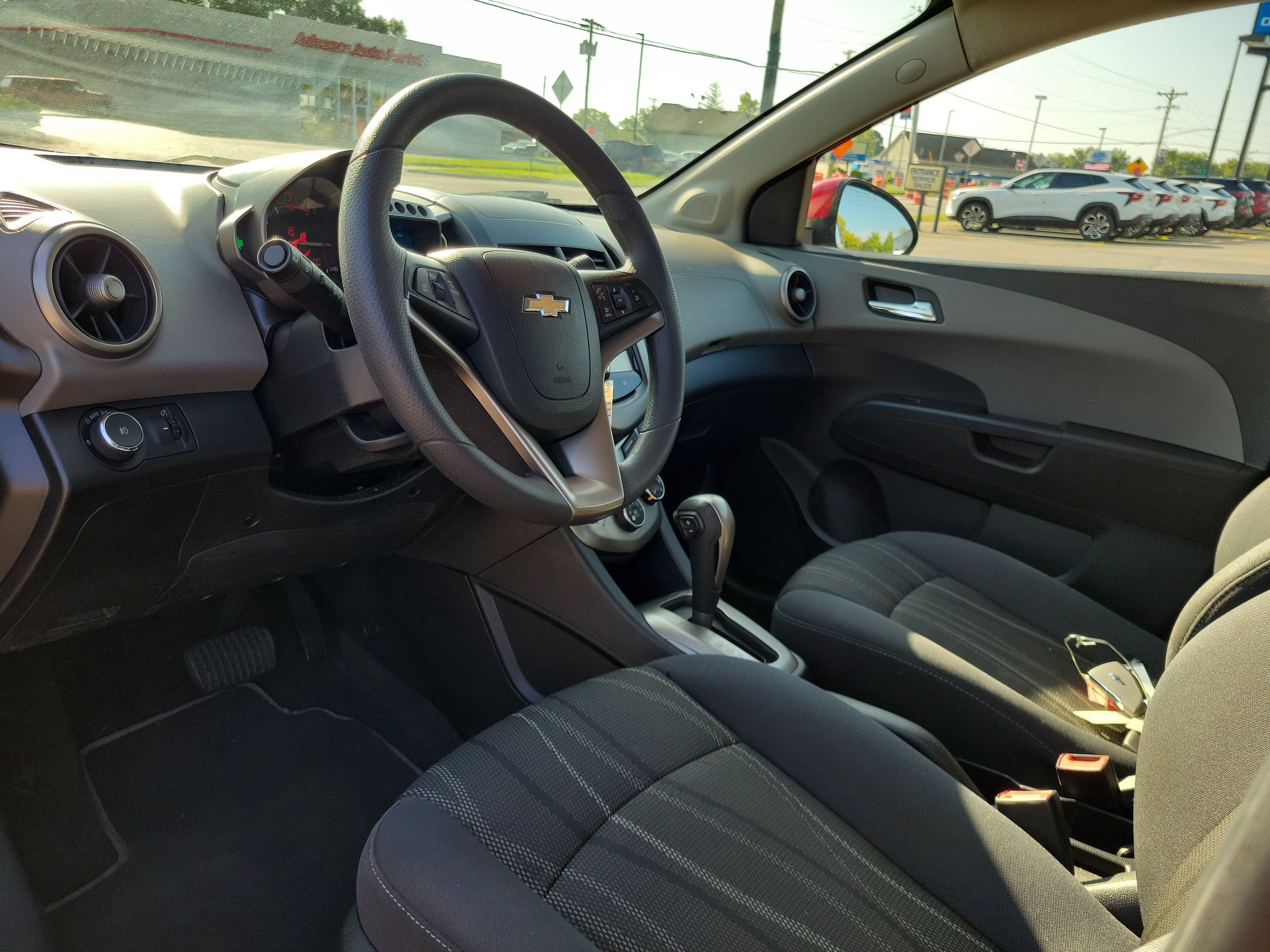 Used 2016 Chevrolet Sonic LT w/ Wheels and Fog Lamp Package FWD image 19