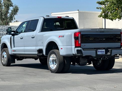 New 2026 Ford F450 Platinum w/ FX4 Off-Road Package image 6