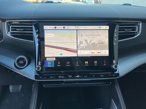 New 2026 Jeep Grand Wagoneer L Limited image 17