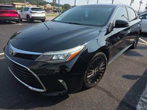 Used 2016 Toyota Avalon Touring FWD image 10