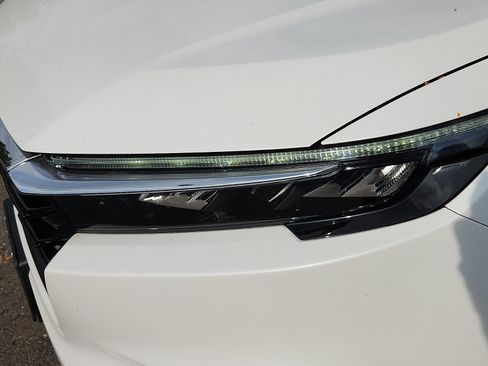 Used 2023 Honda CR-V EX-L image 9