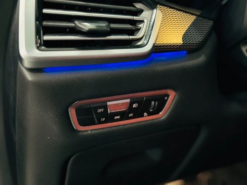 Used 2022 BMW X6 xDrive40i w/ M Sport Package image 14