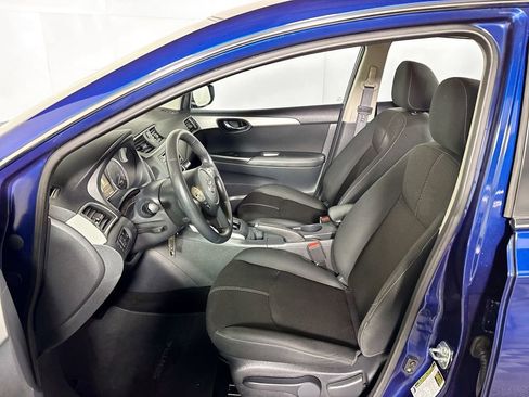 Used 2018 Nissan Sentra S image 11