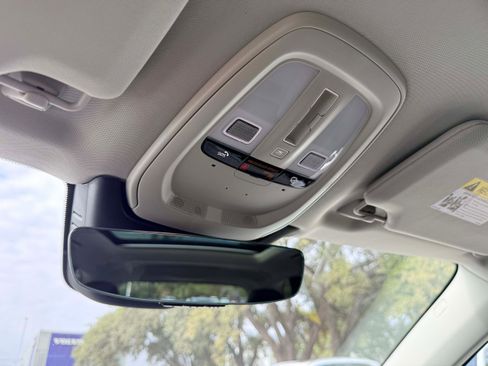 New 2026 Volvo XC90 B6 Ultra image 24