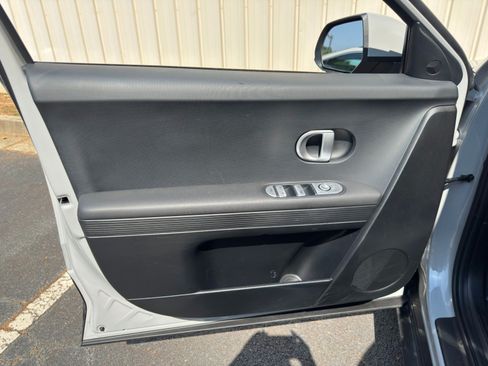 Used 2024 Hyundai Ioniq 5 SEL RWD image 39
