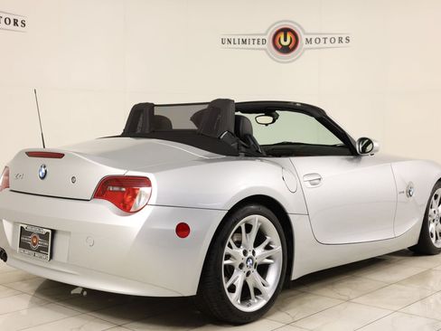 Used 2008 BMW Z4 3.0i RWD image 3