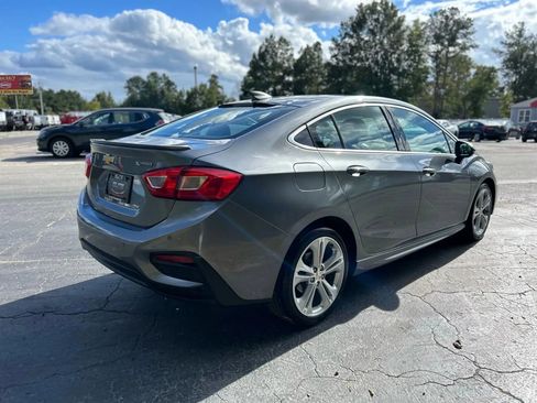 Used 2018 Chevrolet Cruze Premier w/ RS Package image 7