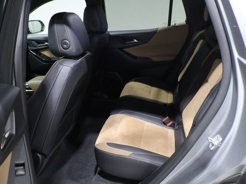 Used 2025 Chevrolet Equinox ACTIV AWD/4WD image 18