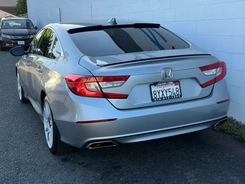 Used 2021 Honda Accord Sport image 4