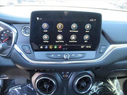 Certified 2024 Chevrolet Blazer LT w/ Convenience Package image 27