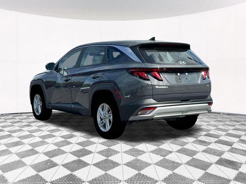 New 2025 Hyundai Tucson SE image 8