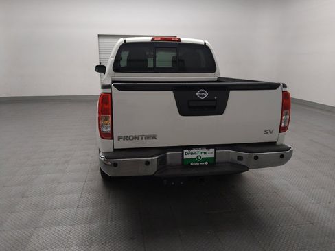 Used 2014 Nissan Frontier SV w/ SV Value Truck Package RWD image 6