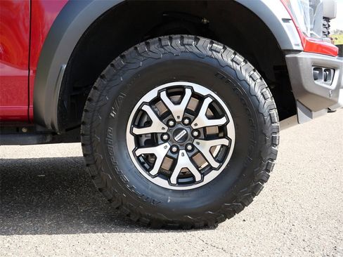 Certified 2022 Ford F150 Raptor w/ Equipment Group 801A High image 7