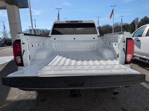 New 2026 GMC Sierra 2500 Pro w/ Convenience Package image 8