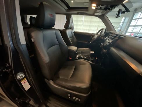 Used 2019 Toyota 4Runner TRD Off-Road Premium image 25