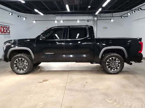 Used 2025 Toyota Tundra Limited AWD/4WD image 4