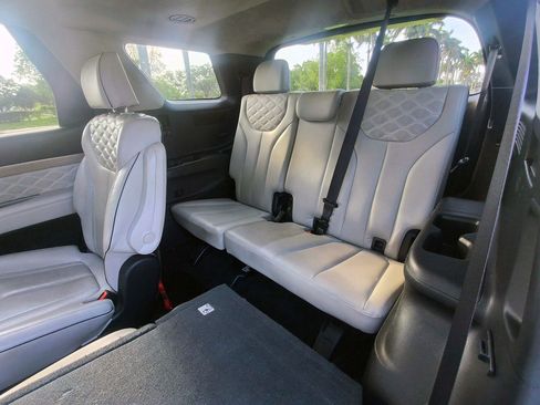 Used 2022 Hyundai Palisade Calligraphy w/ Cargo Package FWD image 34
