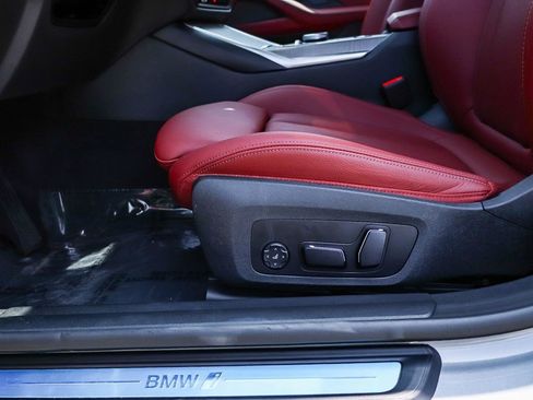 Certified 2025 BMW i4 eDrive40 RWD image 22