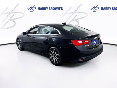 Used 2017 Chevrolet Malibu LT w/ Leather Package image 29