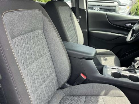 Used 2024 Chevrolet Equinox LT AWD/4WD image 25