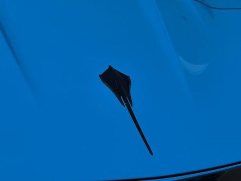Used 2023 Chevrolet Corvette Stingray Premium Conv w/ Z51 Performance Package RWD image 17