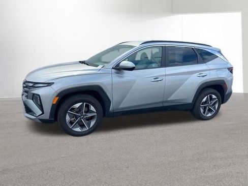 Used 2025 Hyundai Tucson SEL image 2